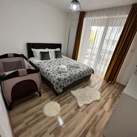 דירות קריובה Escape Lounge מראה חיצוני תמונה