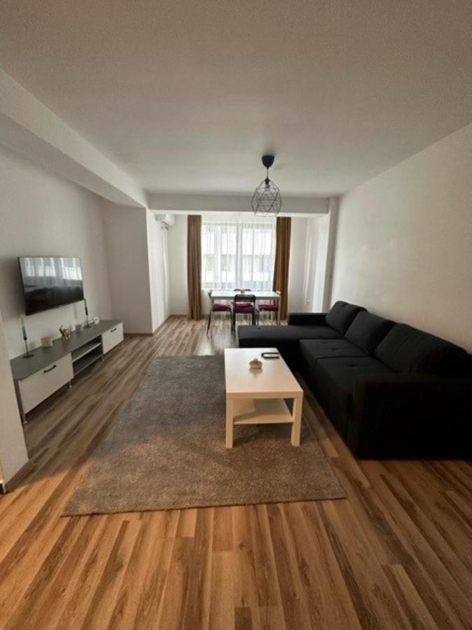 דירות קריובה Escape Lounge מראה חיצוני תמונה